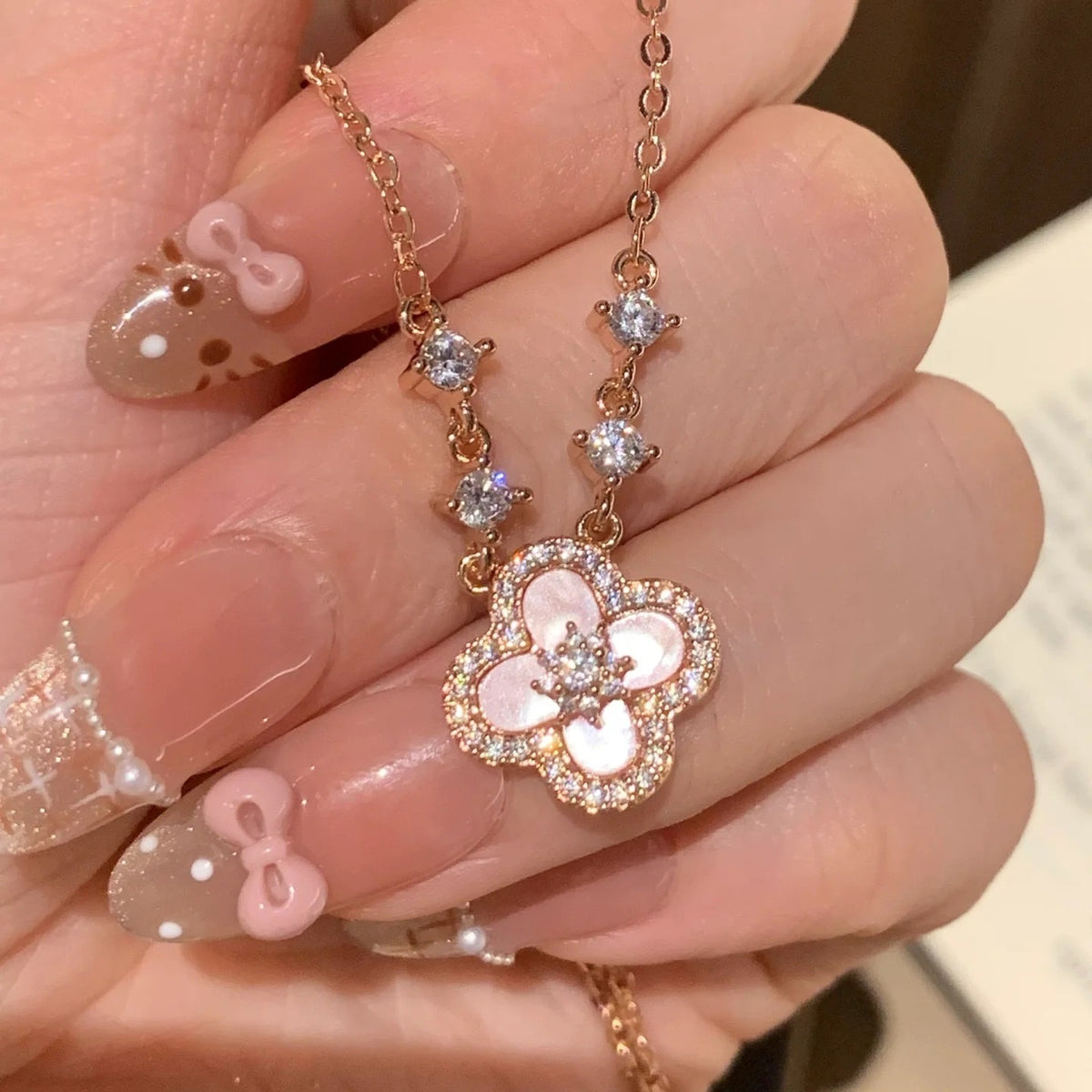 Collar Tiffany Pink