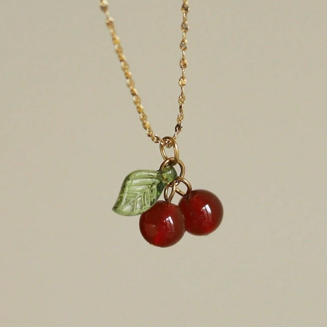 Collar Cherry